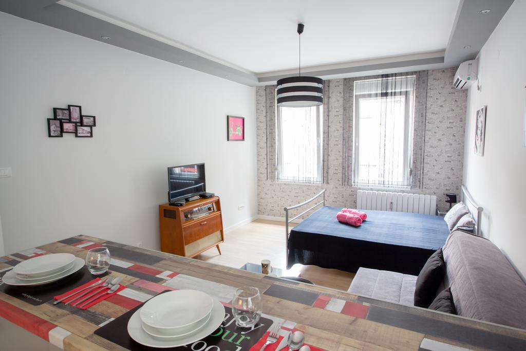 Lea Apartment بلغراد المظهر الخارجي الصورة